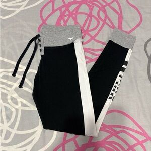 Victoria’s Secret PINK Yoga Leggings
